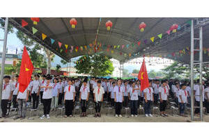 SÔI NỔI NGHI LỄ CHÀO CỜ THEO NGHI THỨC ĐỘI ĐỒNG LOẠT TOÀN TỈNH Chào mừng kỷ niệm 85 năm Ngày thành lập Đội TNTP Hồ Chí Minh (15/5/1941 – 15/5/2026)